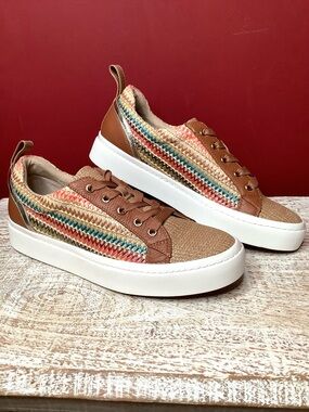 VANELI SPORT NWOT 91/2 N Zigzag Rafia Multi-Color Lace-Up Low-Top Comfy Sneakers